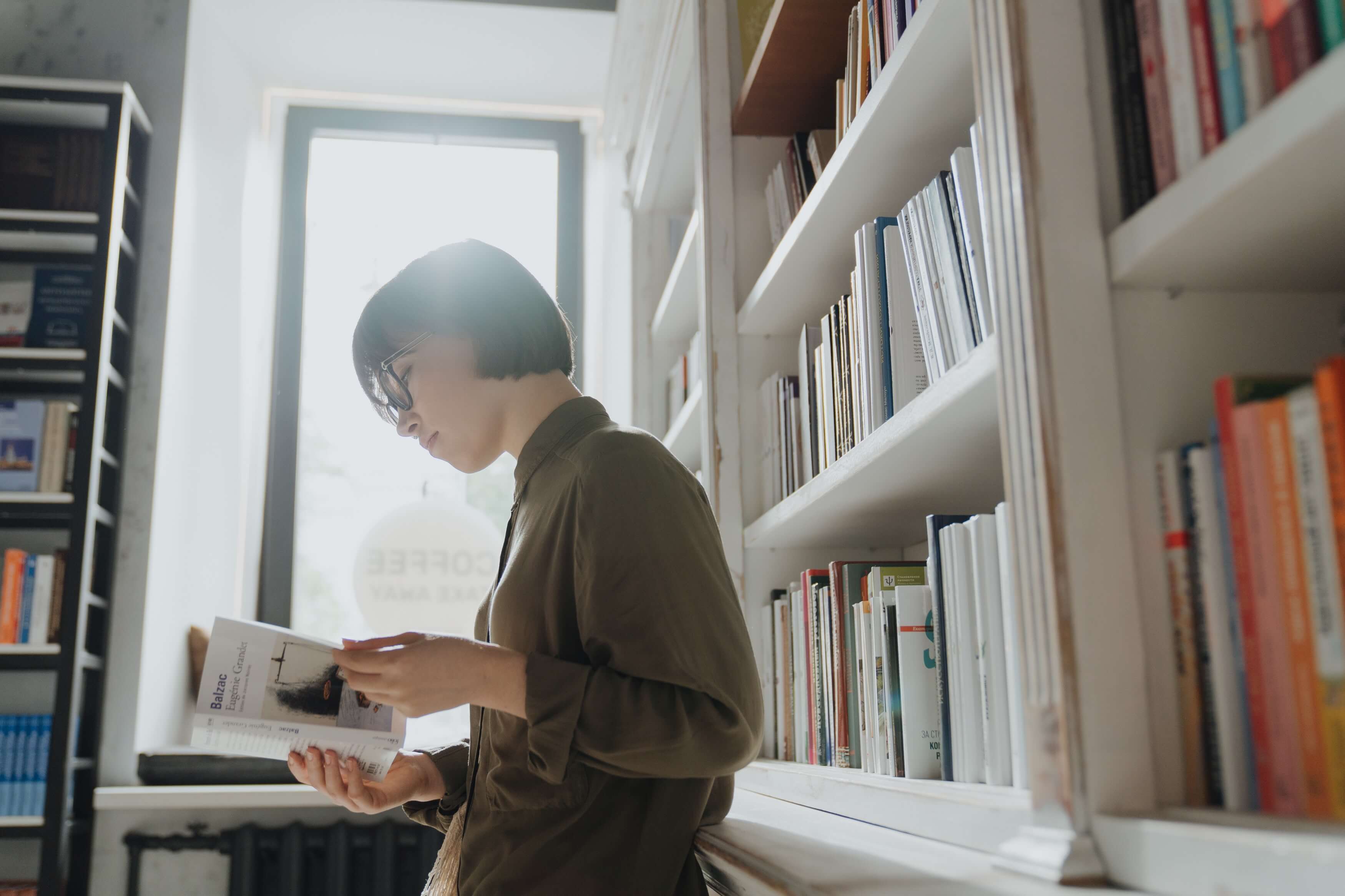 How to Self-Publish a Book | Mixam’s Self-Publishing Guide